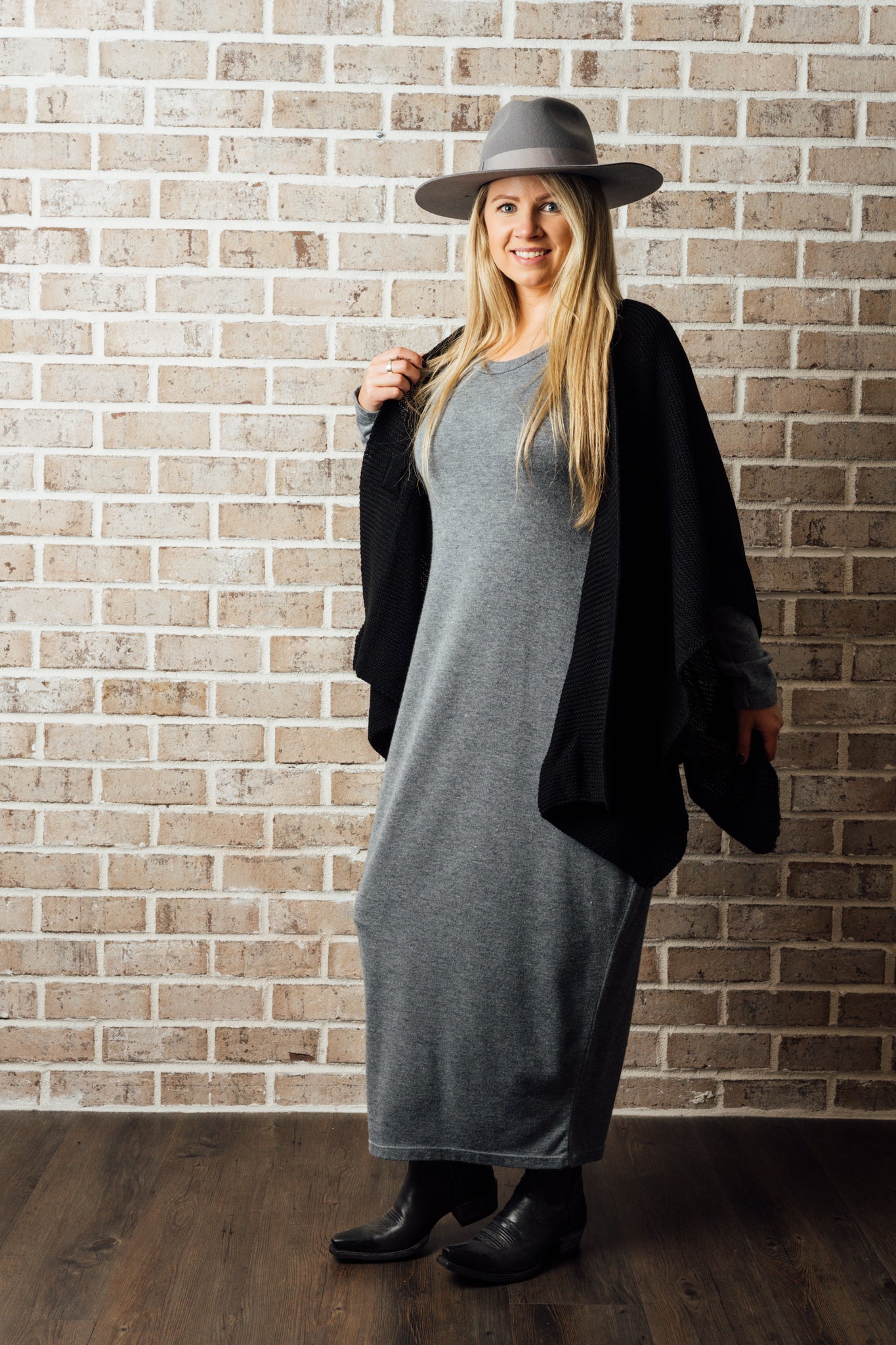 LONG KNIT DRESS