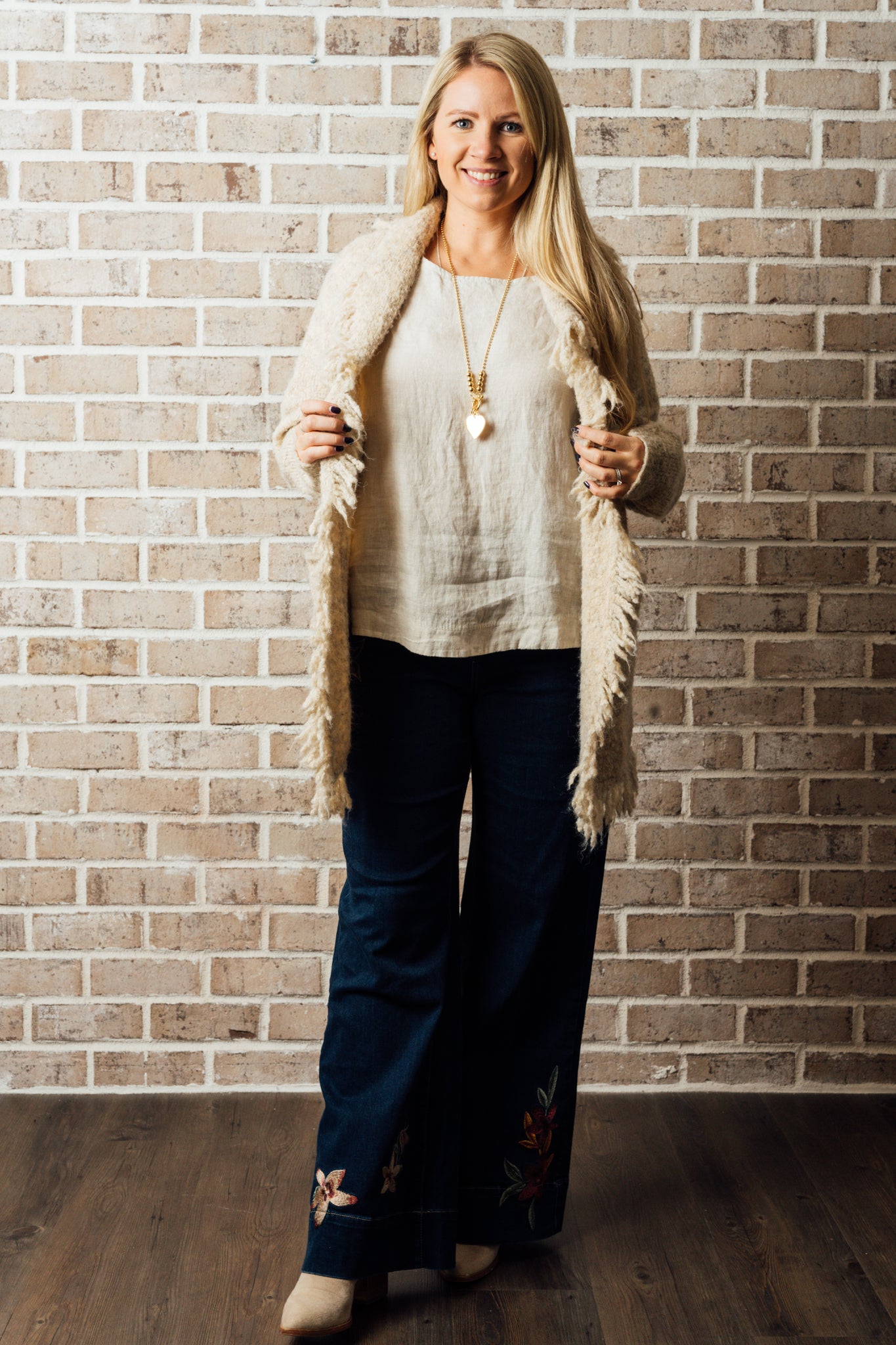 C/B FLUFFY BOUCLE CARDI