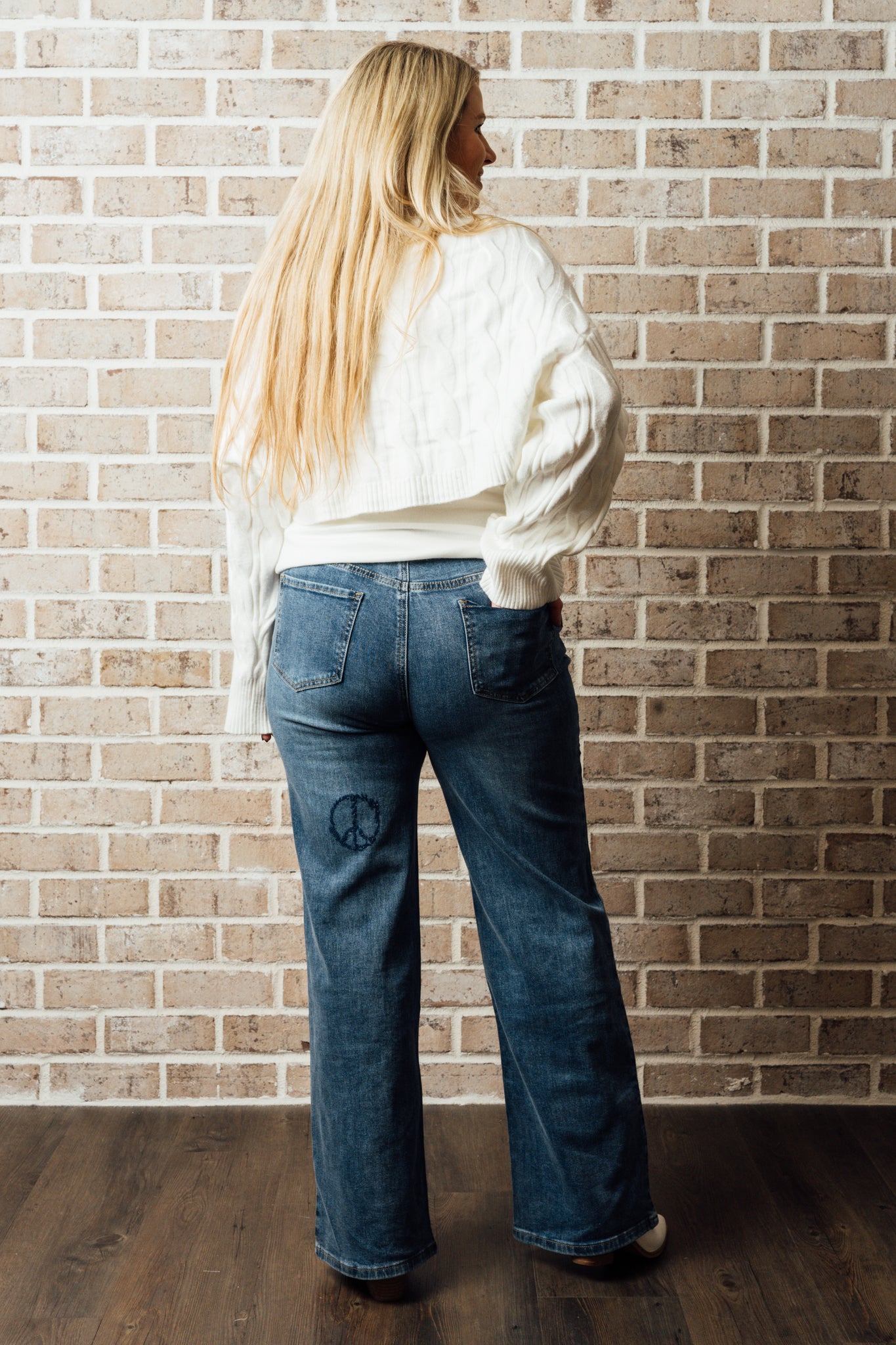 P/V CABLE CROP SWEATER