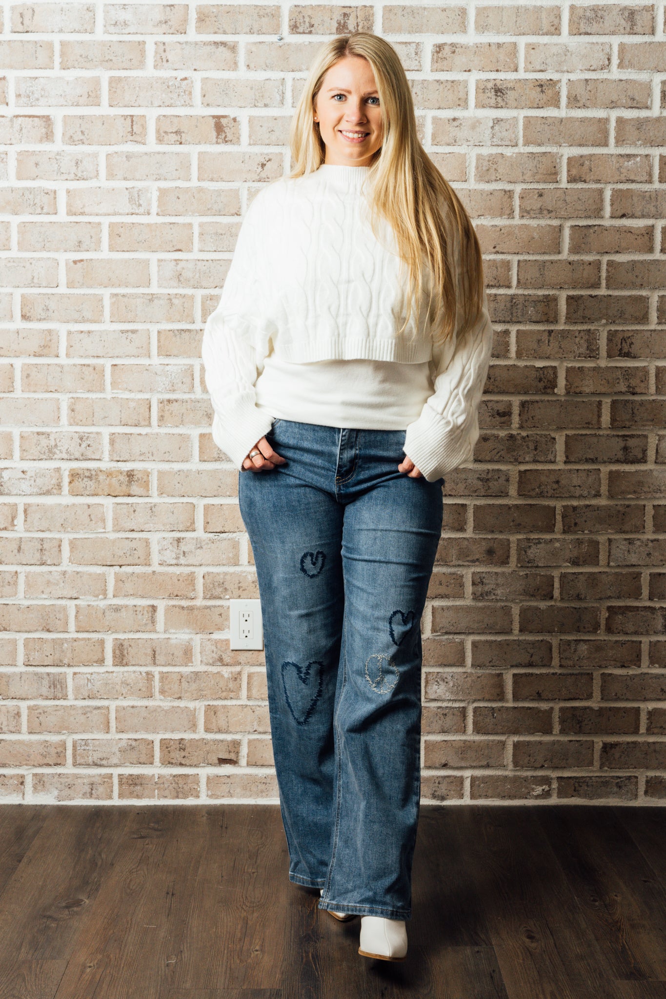 P/V CABLE CROP SWEATER