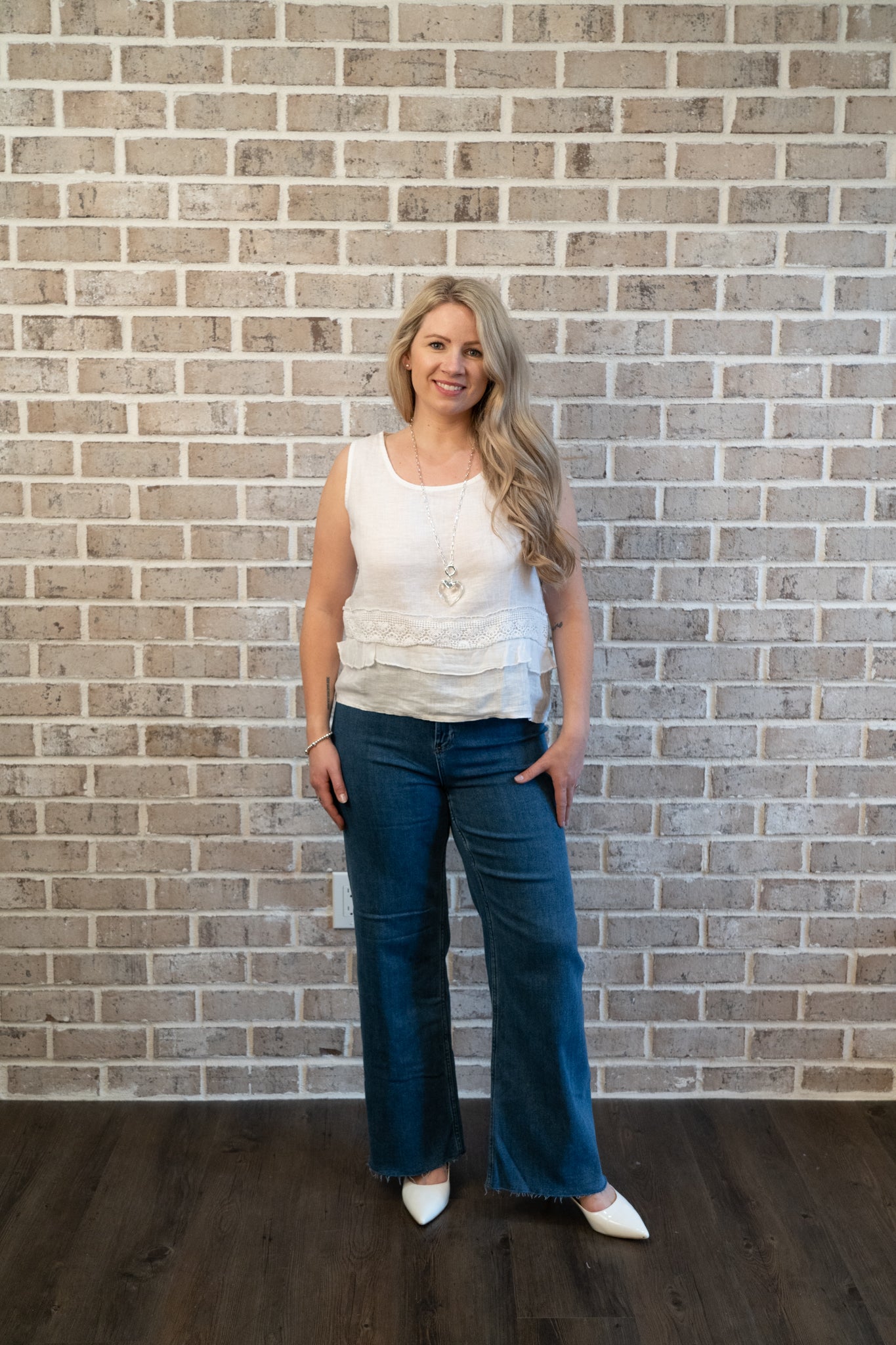 WIDE LEG JEAN