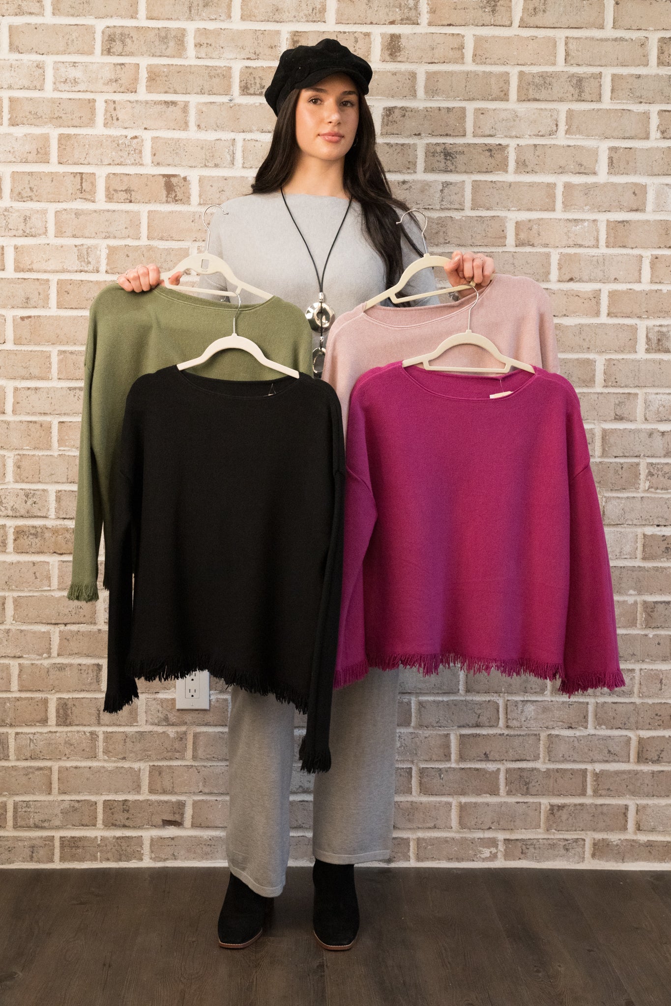 C/L FRAYED SWEATER