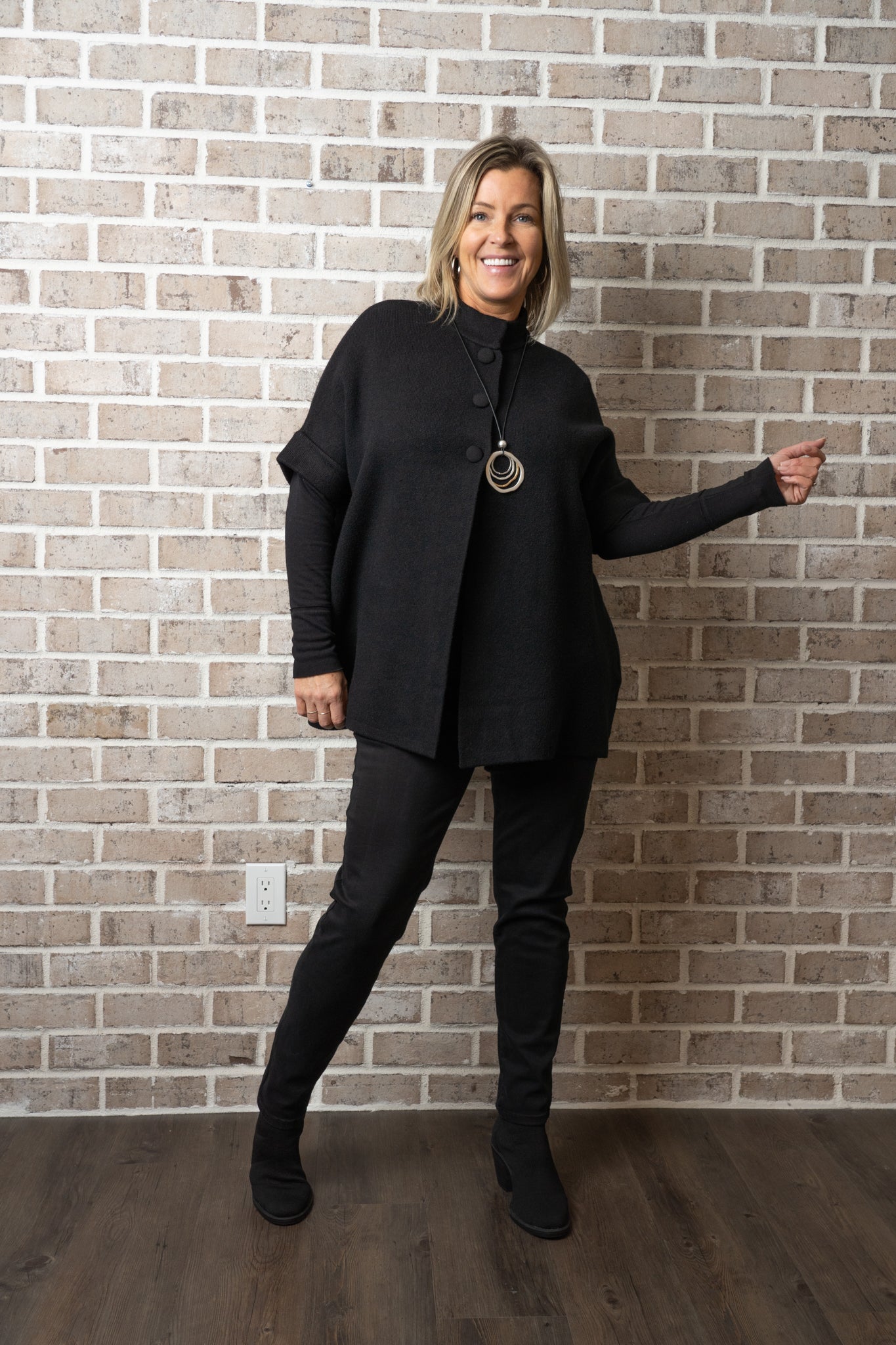 P/V ISHIKA SWEATER DRESS
