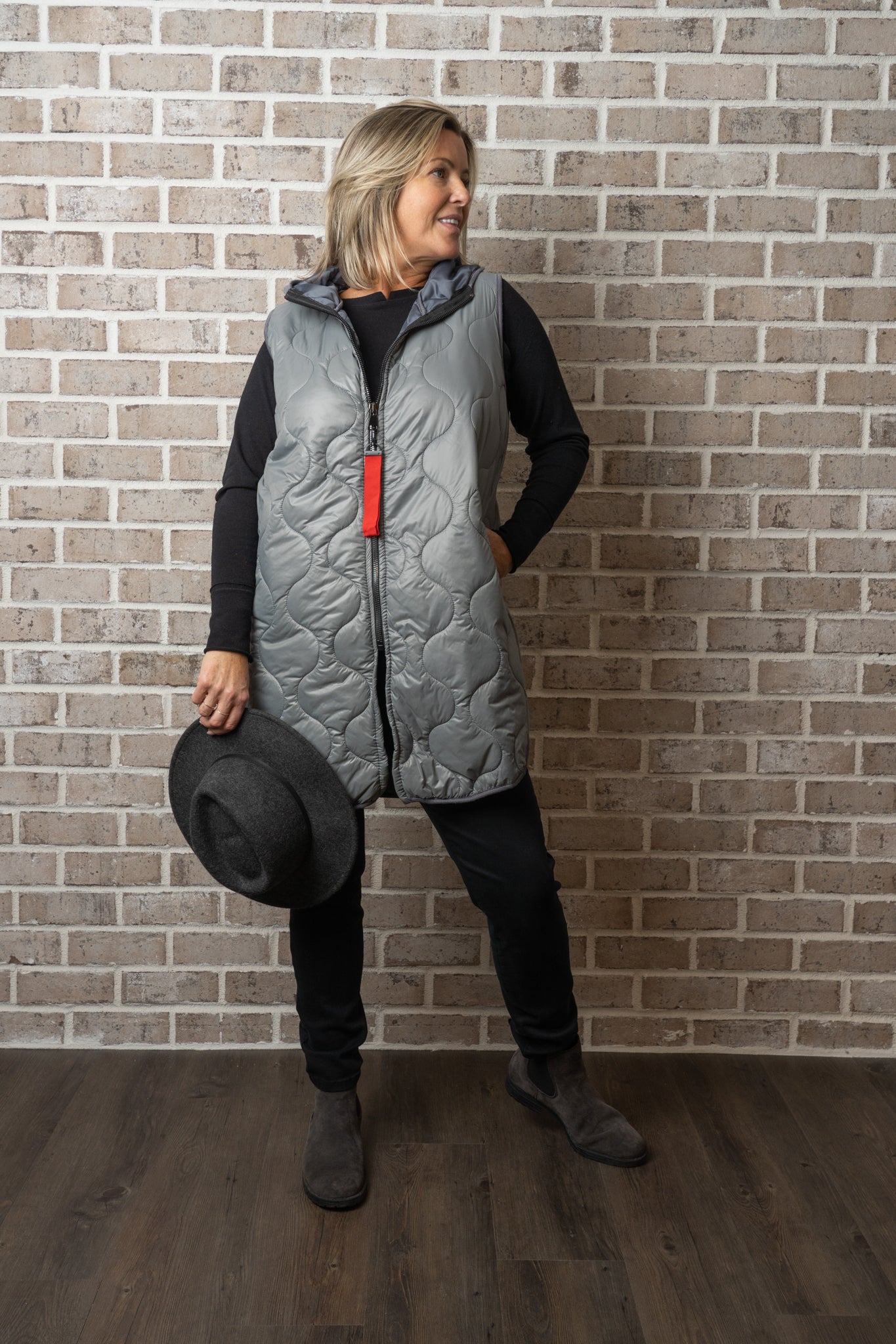 C/L QUILTED HOODIE VEST