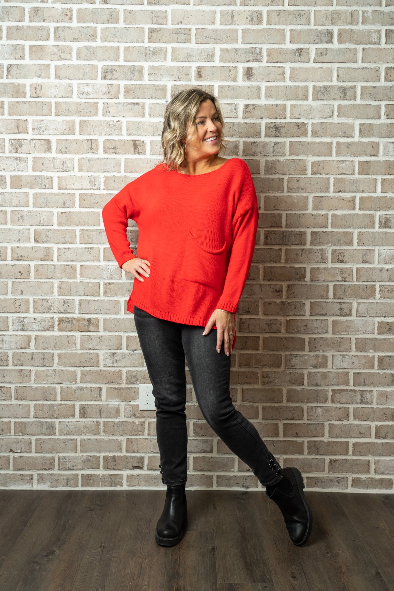 A/M PKT SLIT SWEATER