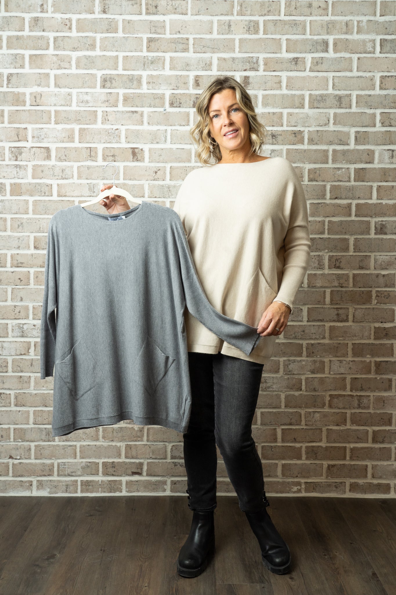 P/V IRIS SWEATER
