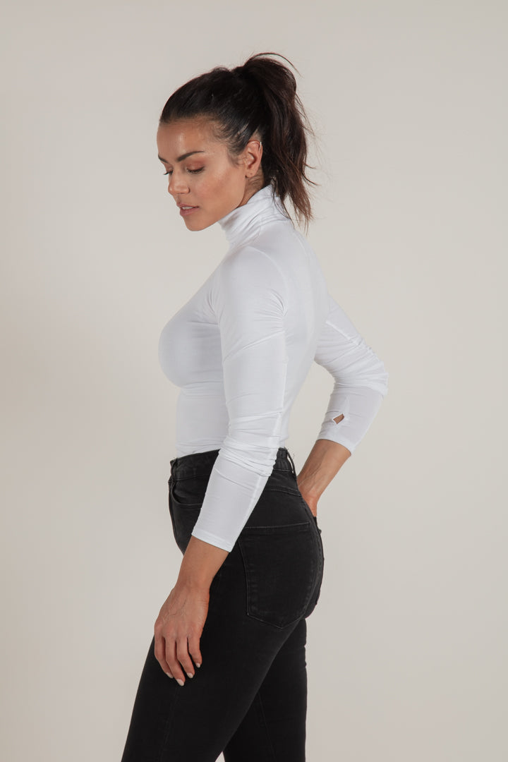 RIBBED TURTLENECK