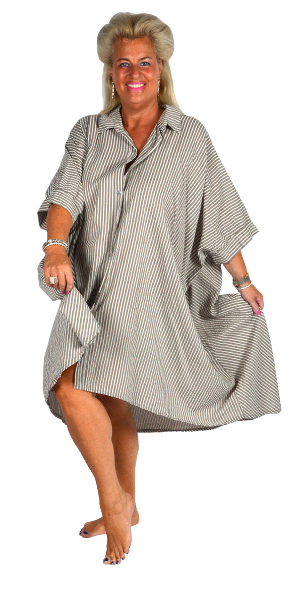 STRIPED BATWING TOP