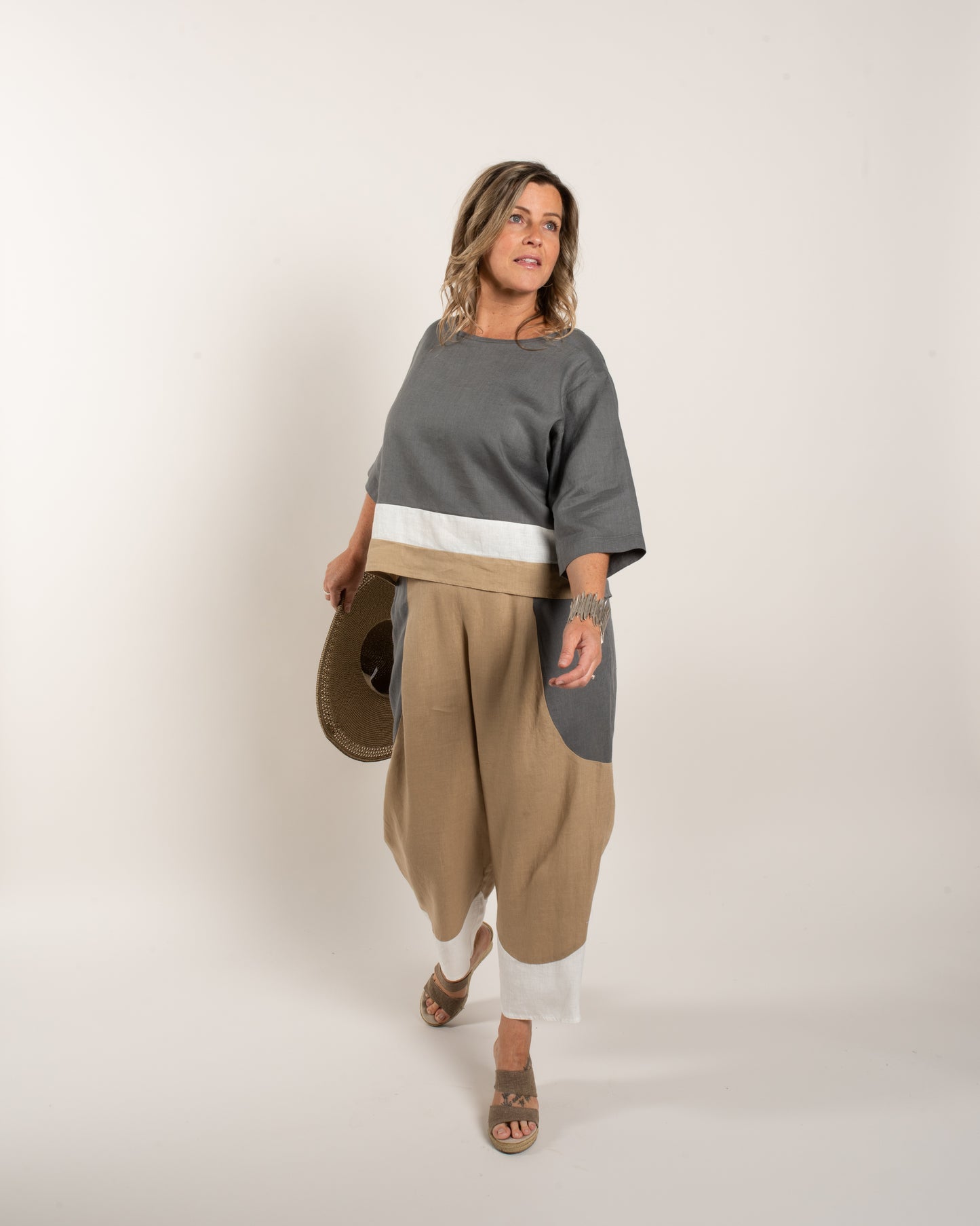 COLOUR BLOCK CROP PANT