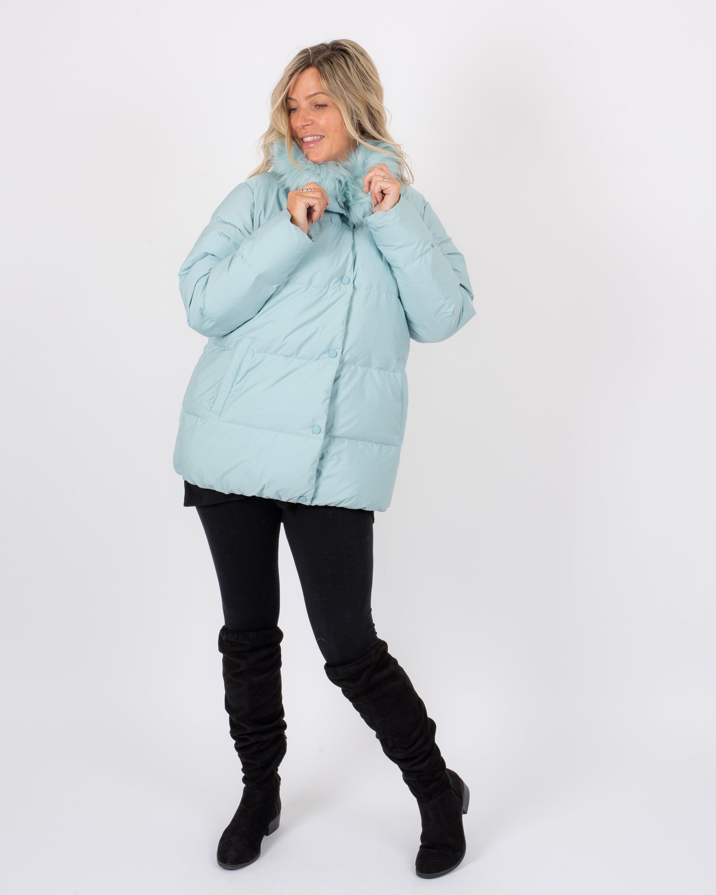 DOWN COAT