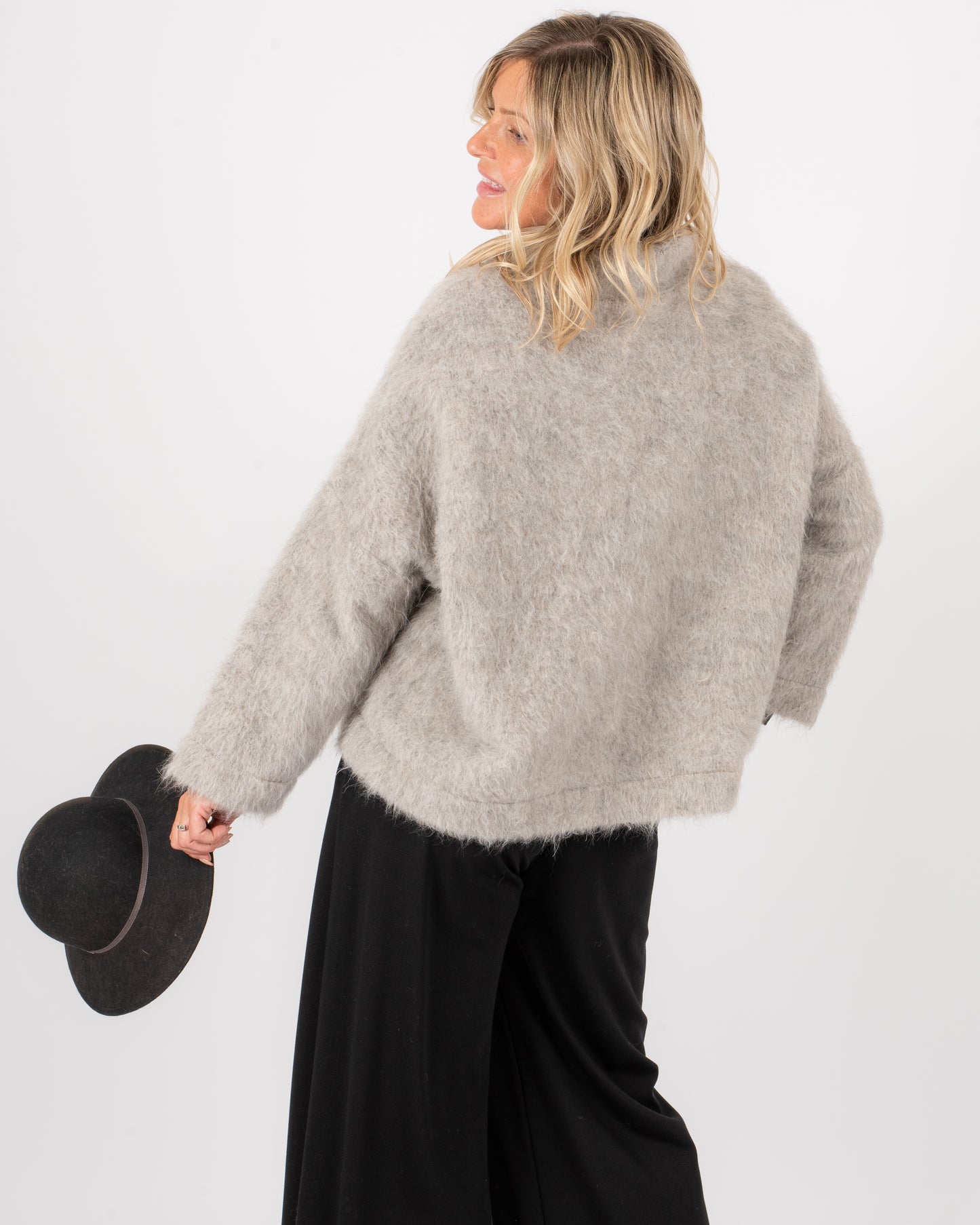 B/T STOWE SWEATER