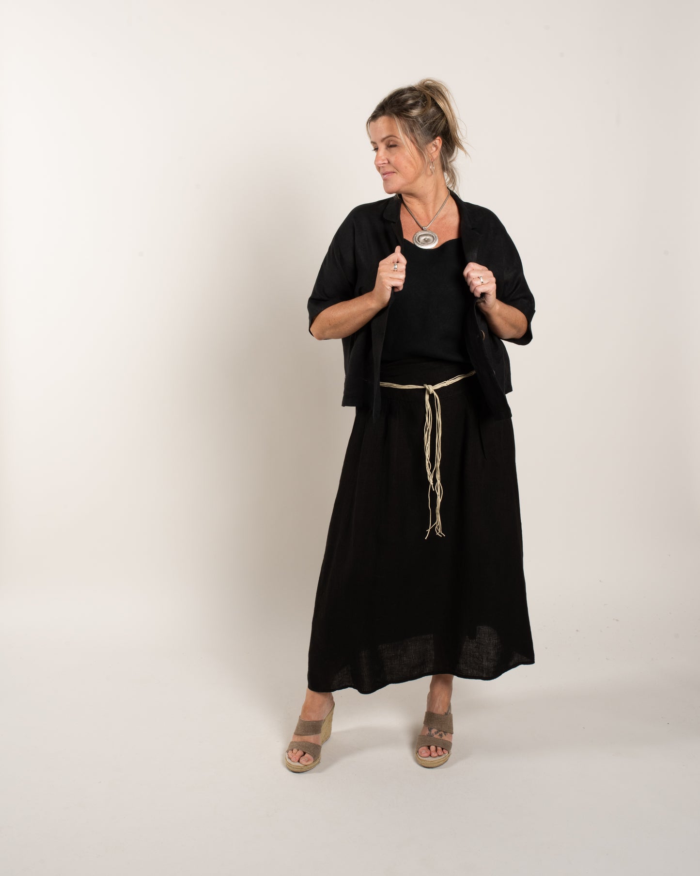 TIE HEM SKIRT