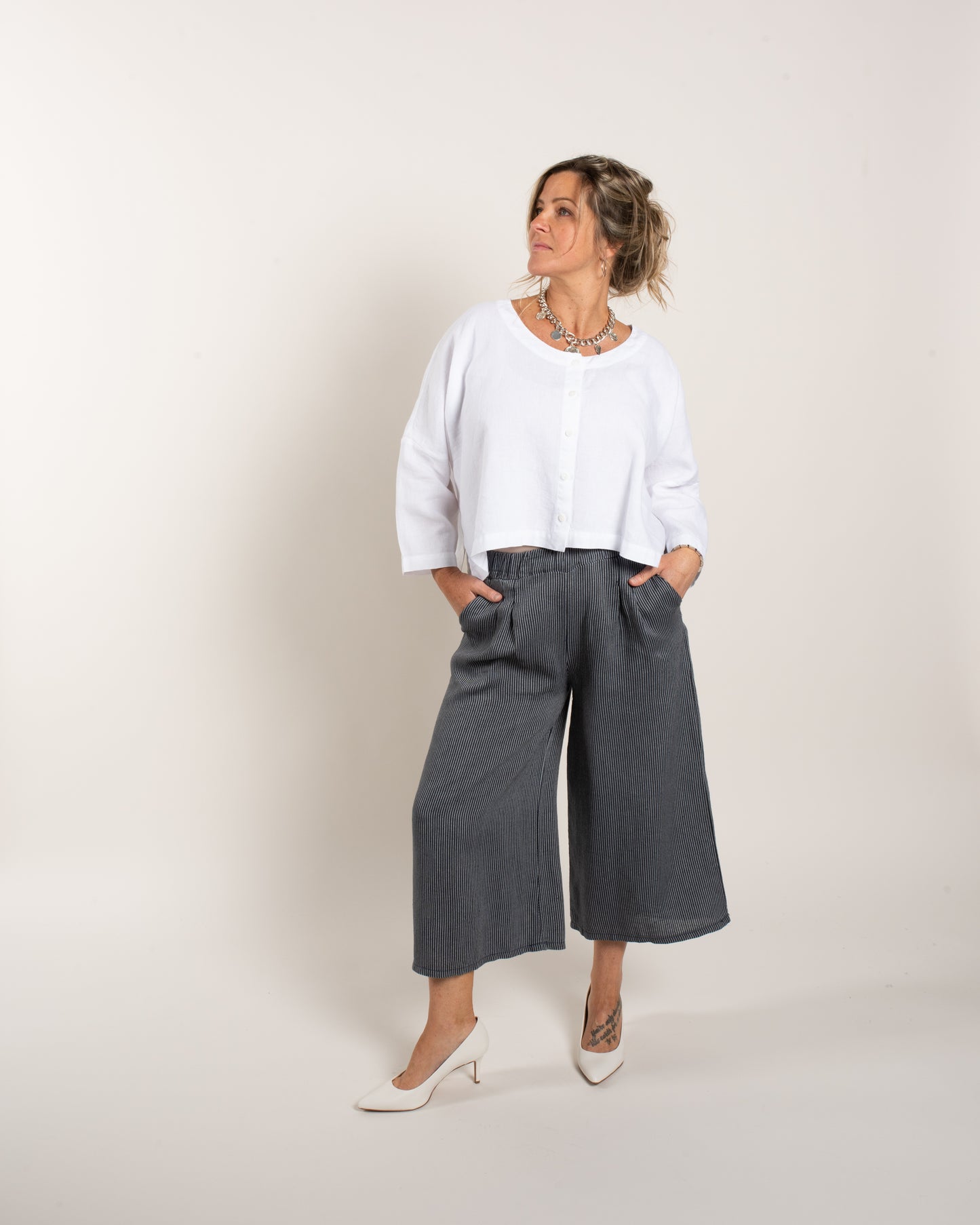 STRIPED PLEAT PANT