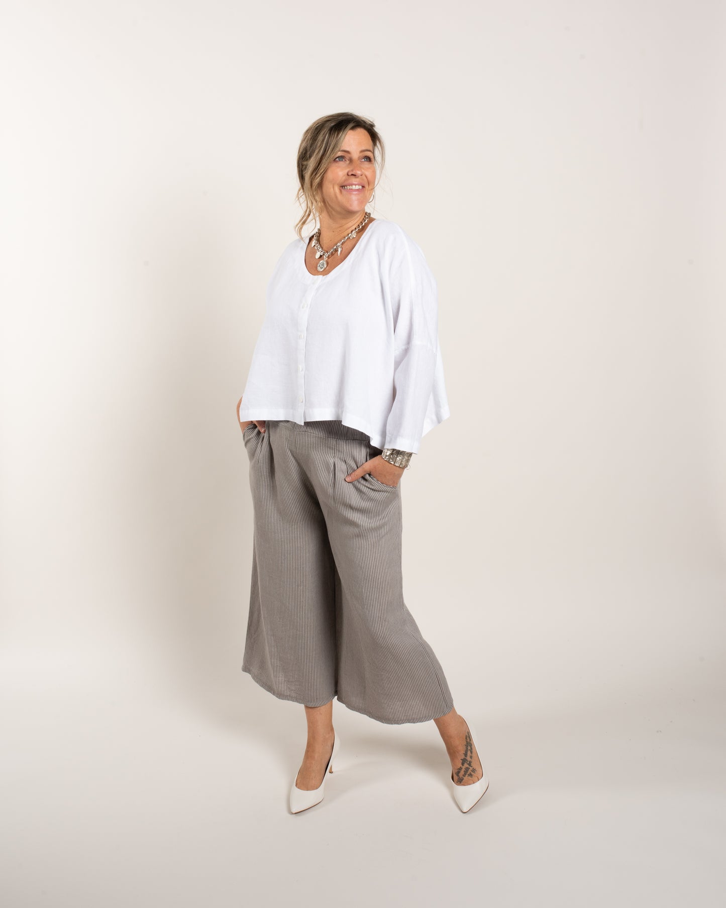 STRIPED PLEAT PANT