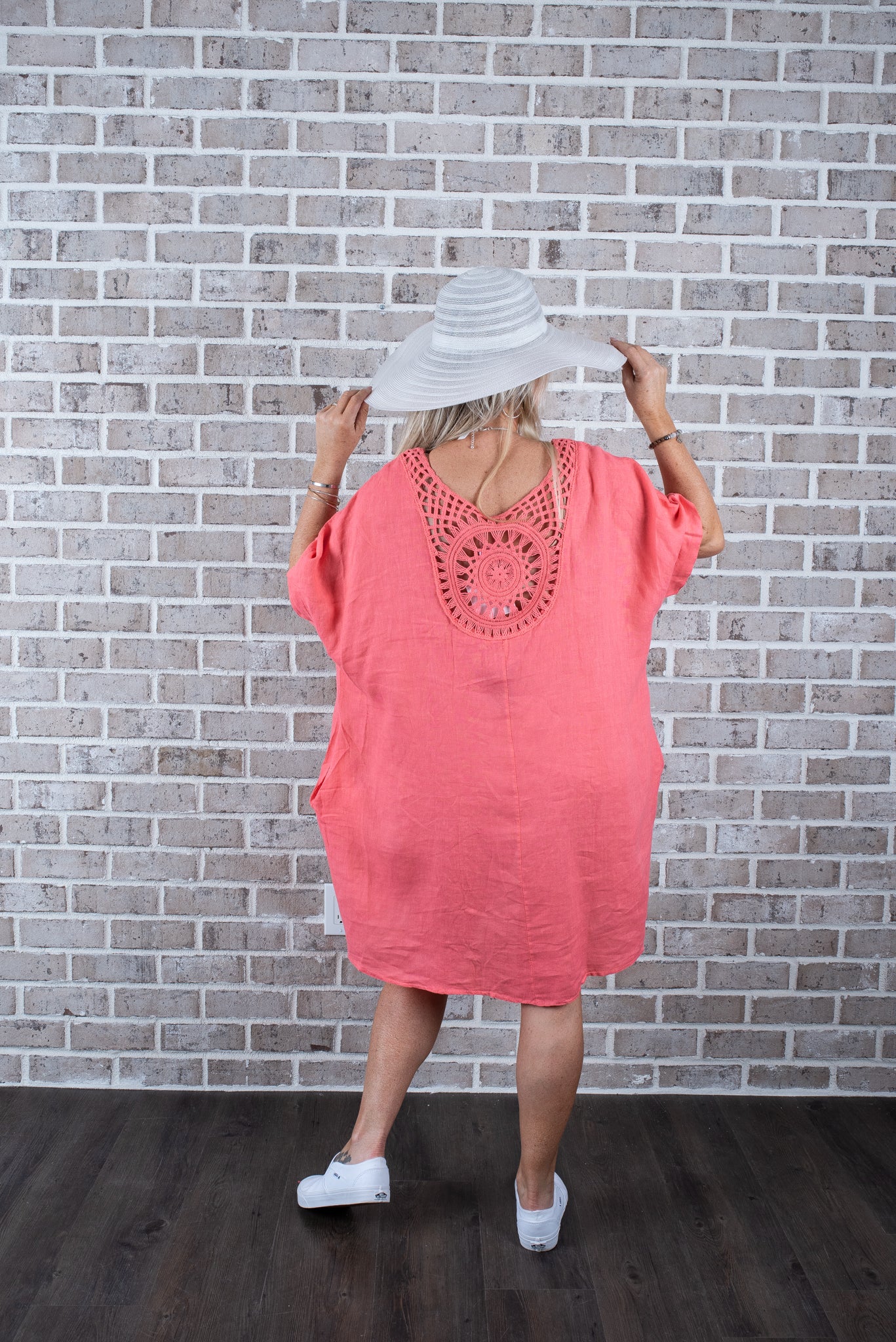 CROCHET BACK TUNIC